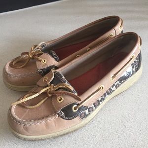 Sperrys tan, cheetah loafer
